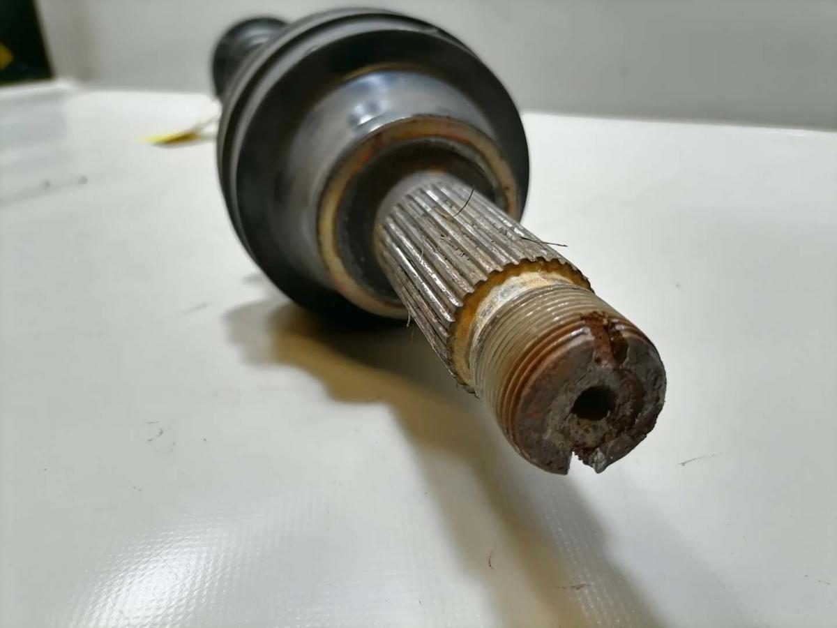 Maserati Spyder original Antriebswelle Gelenkwelle hinten 4,2 287KW Bj.2003